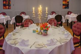 edel gedecker Tisch von Ben - das Restaurant